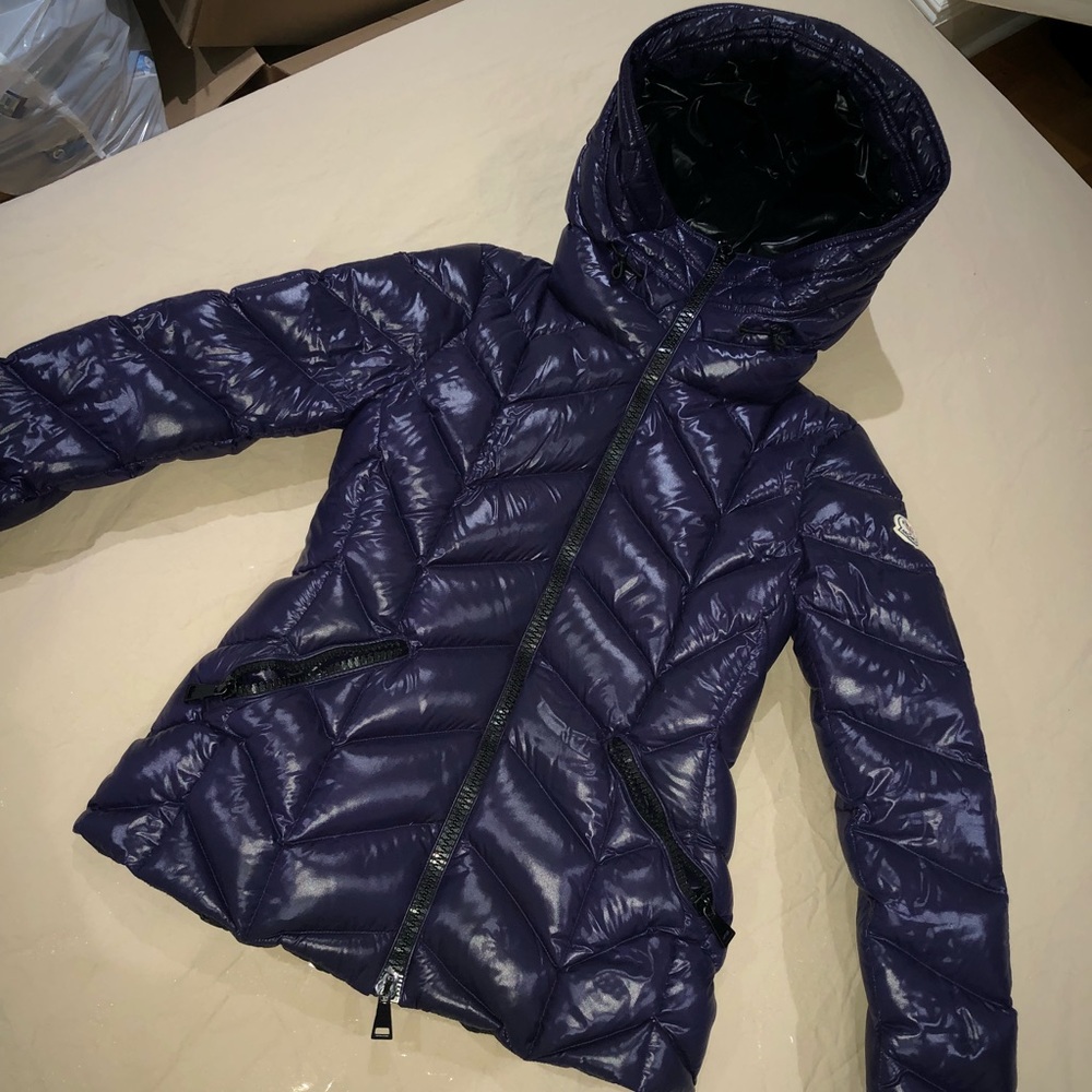 Moncler badete Short Puffer Coat 100% Authentic
